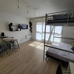 appartement-climatis-avec-terrasse-400m-de-la-gare-st-charles.fr-provencehotel.com/