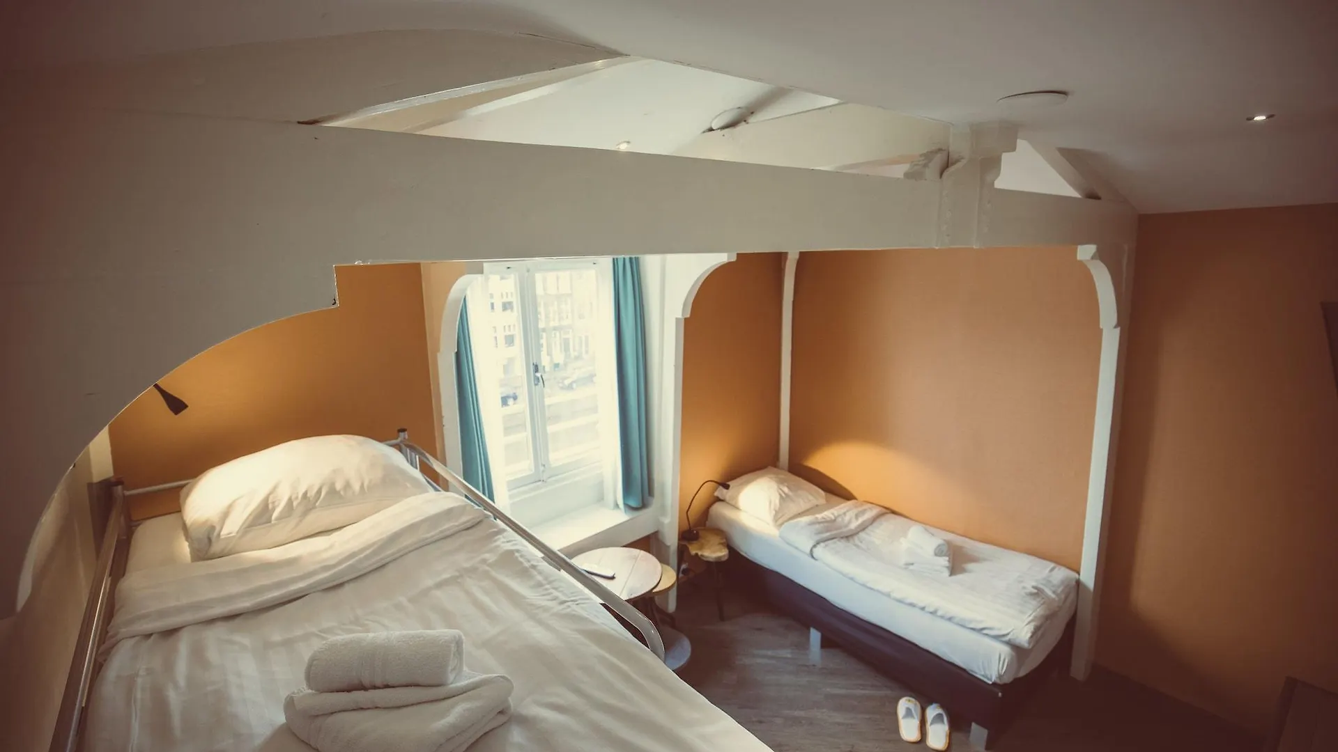 ** Hotel Tourist Inn One Amsterdam Netherlands