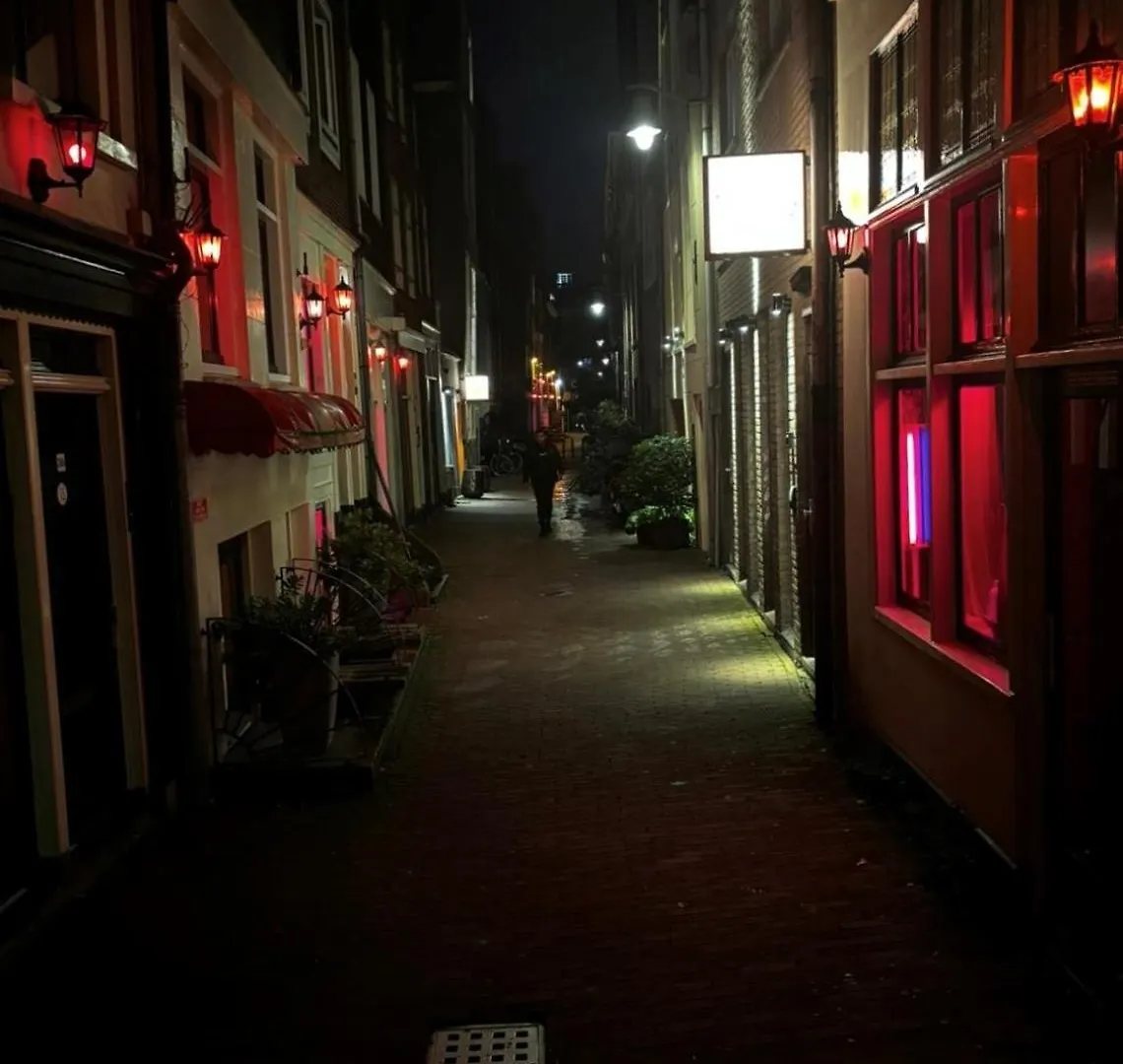 Tourist Inn One Amsterdam Hotel
