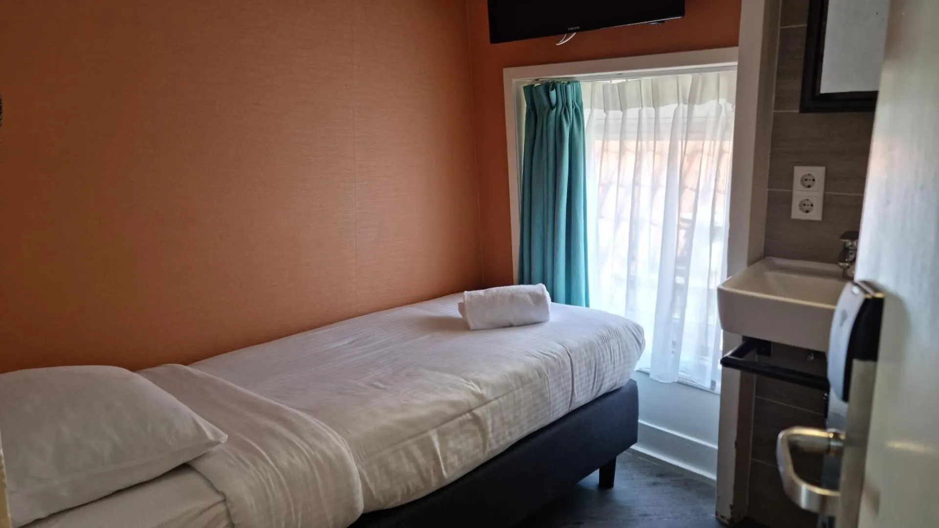 Budget Hotel Tourist Inn Amsterdam